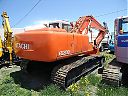  :   Hitachi EX200