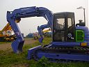  :   Hitachi EX135UR