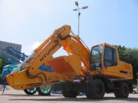    Hyundai R200W-7