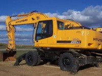    Hyundai R200W-7