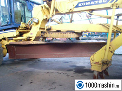   Komatsu GD405A-2 ( )