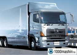   Hino 700